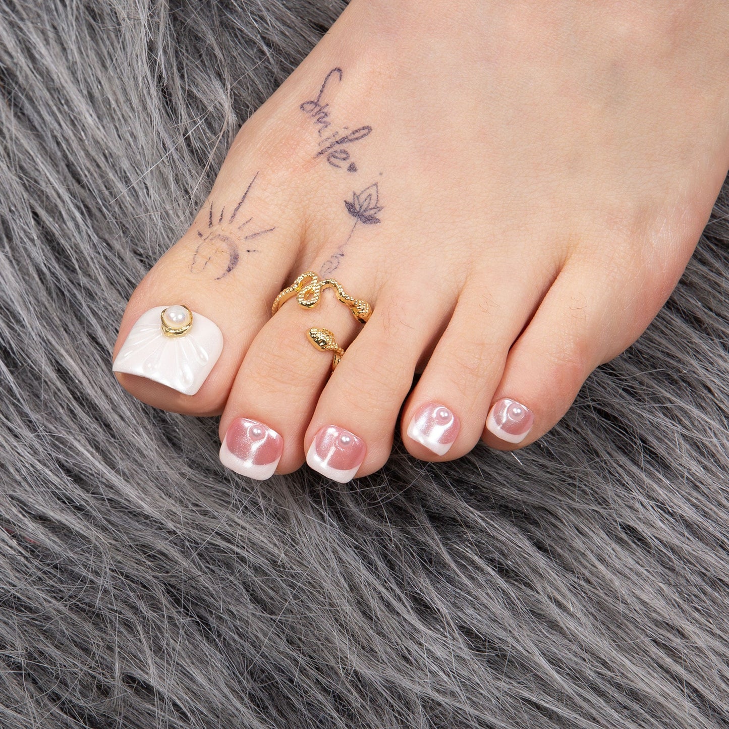 The White T306 Toe Nails