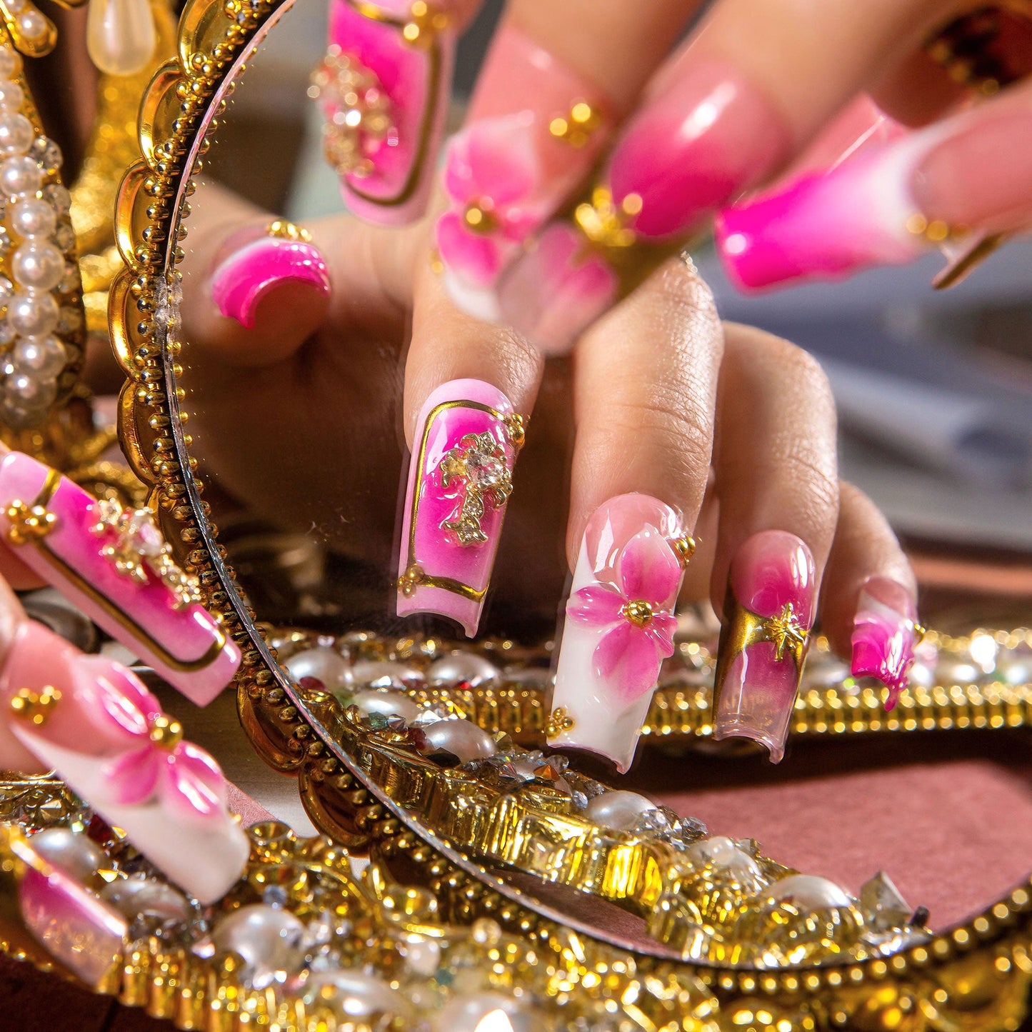 Bubblegum Reef Handmade Nails H547