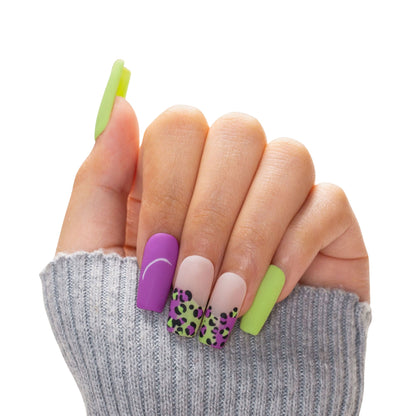 What a Girl Wants Handmade Nails H513