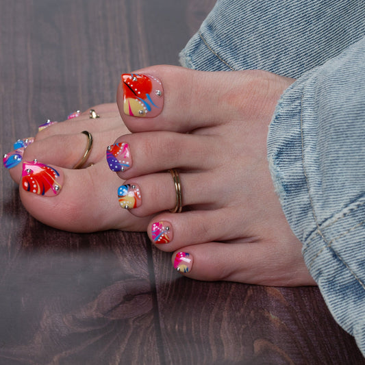 Staycation T475 Toe Nails