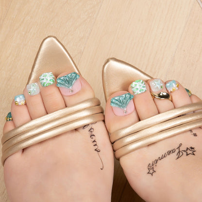 Surfing Girls Blue T119 Toe Nails