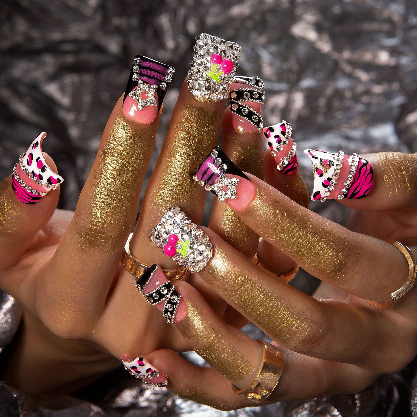 Text Me Never Handmade Nails H575