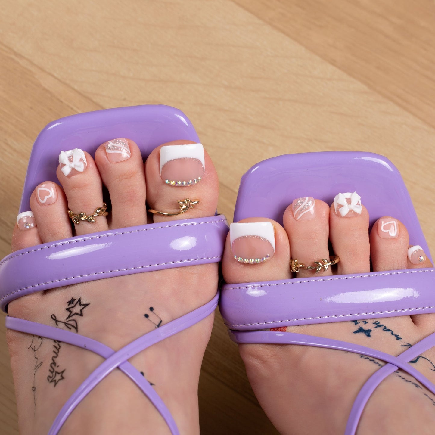 Silver Blanc T309 Toe Nails