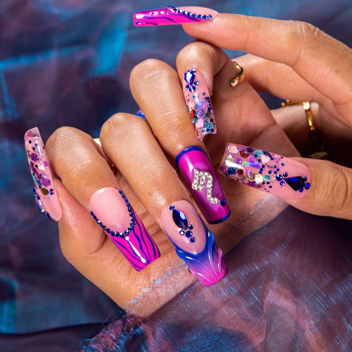 Scorpio Drama Club Handmade Nails H591