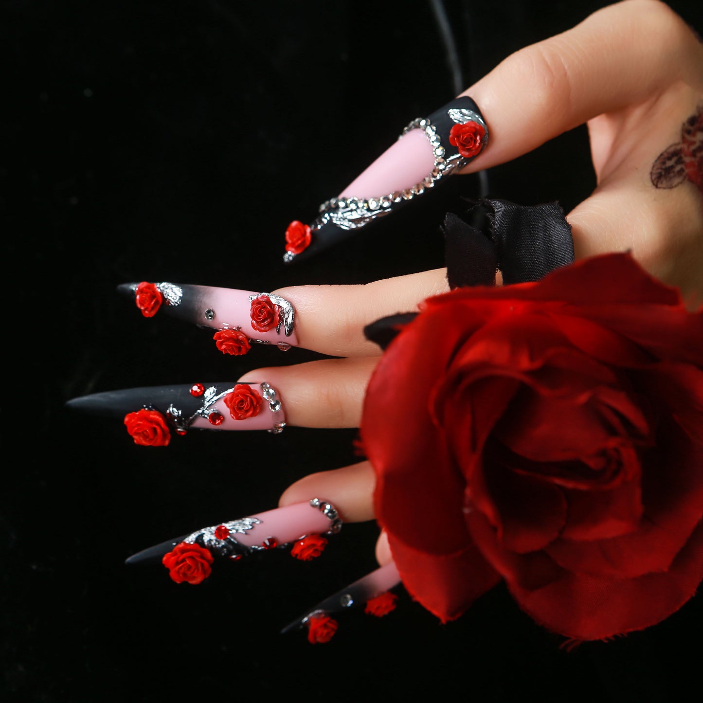 Scarlet Noir Handmade Nails H451