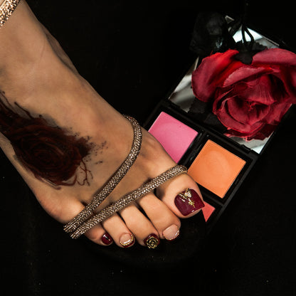 Gothic Romance T333 Toe Nails