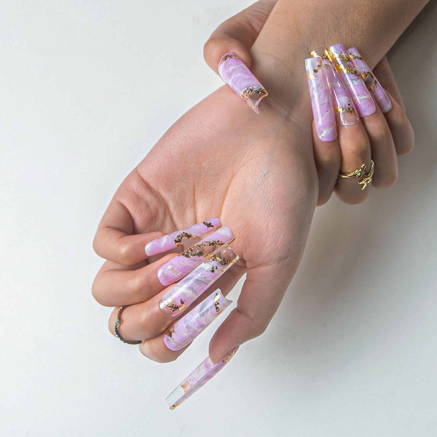 Lilac Glow Handmade Nails H448