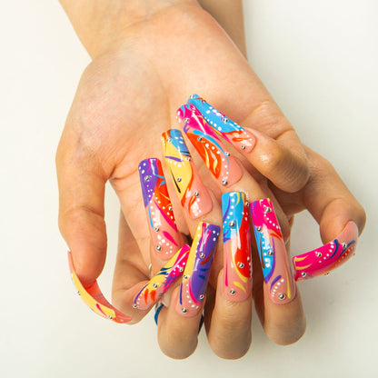 Staycation Handmade Nails H475