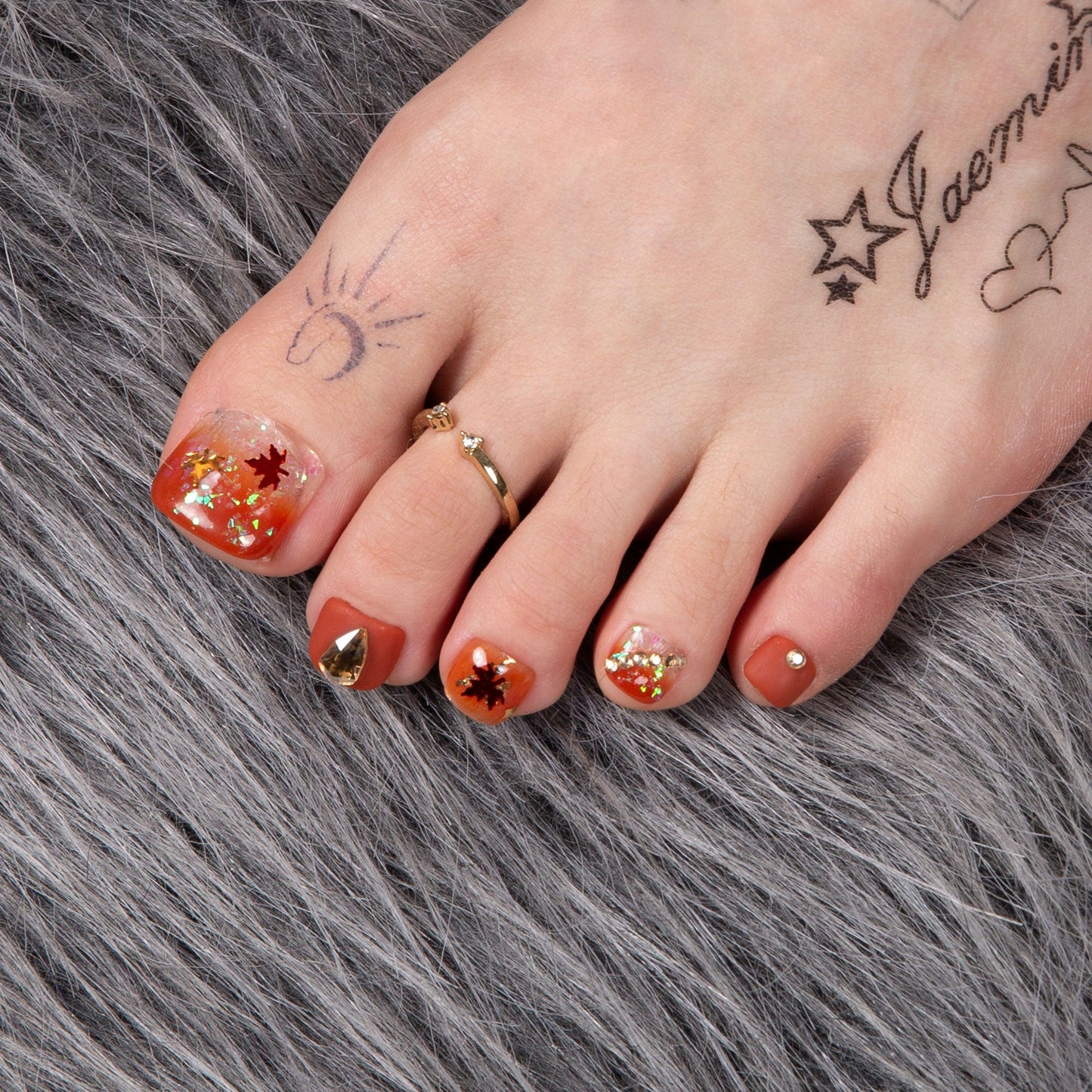 Fall T77 Toe Nails