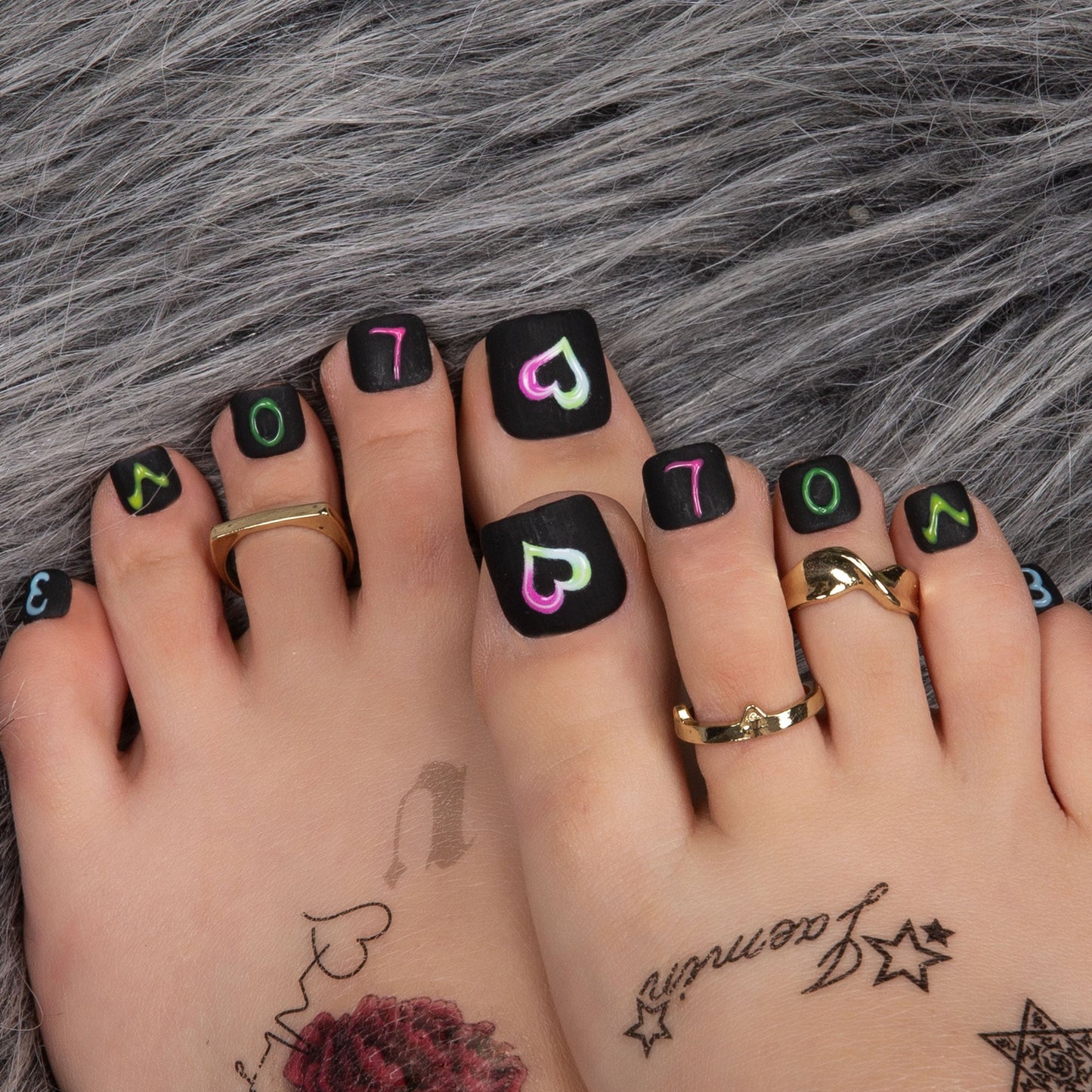 Lovful for Love T231 Toe Nails