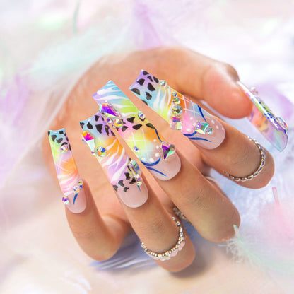 Hyper Animalia Handmade Nails H610