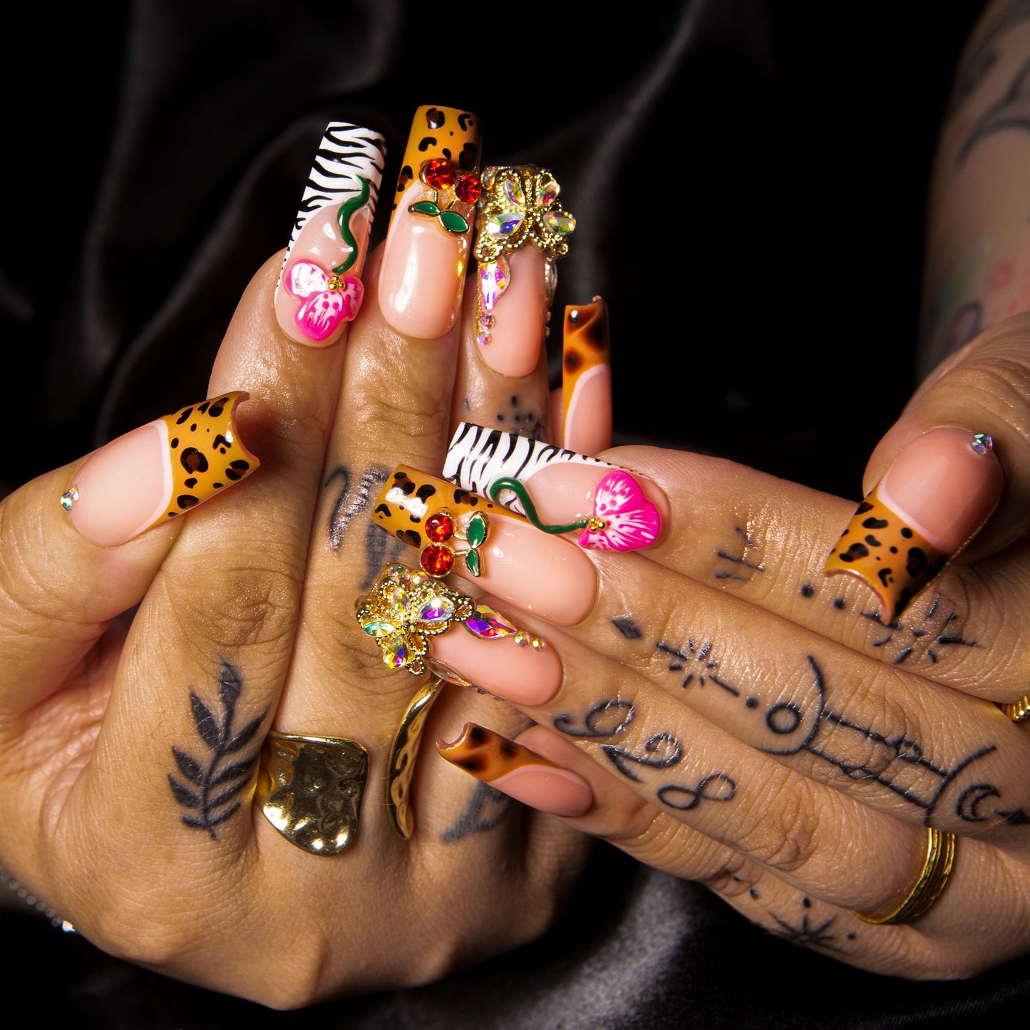 Forbidden Fruit Energy Handmade Nails H572