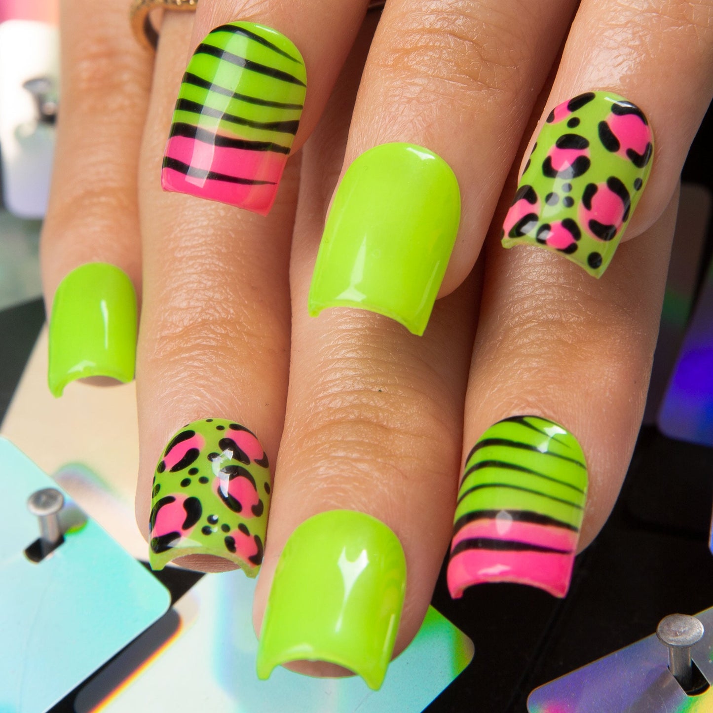 Party Girl Handmade Nails H514