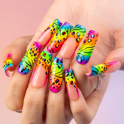 Retro Queen Handmade Nails H515