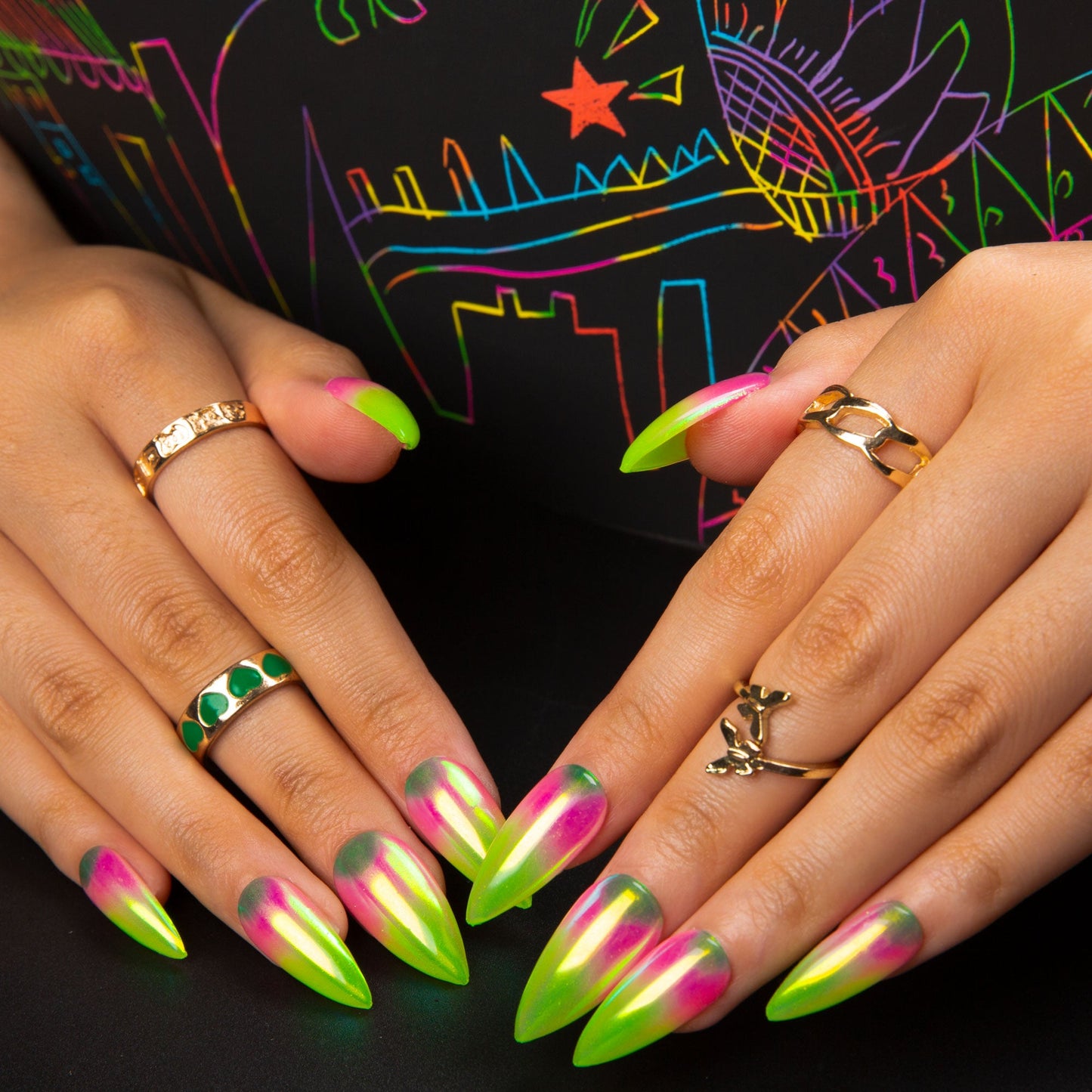 She's No Damsel Handmade Nails H516