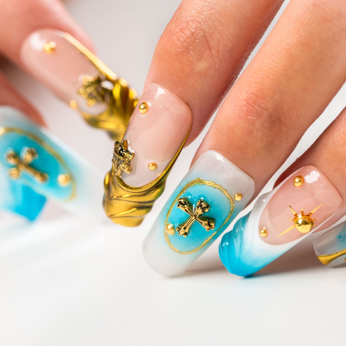 Divine Grace Handmade Nails H471