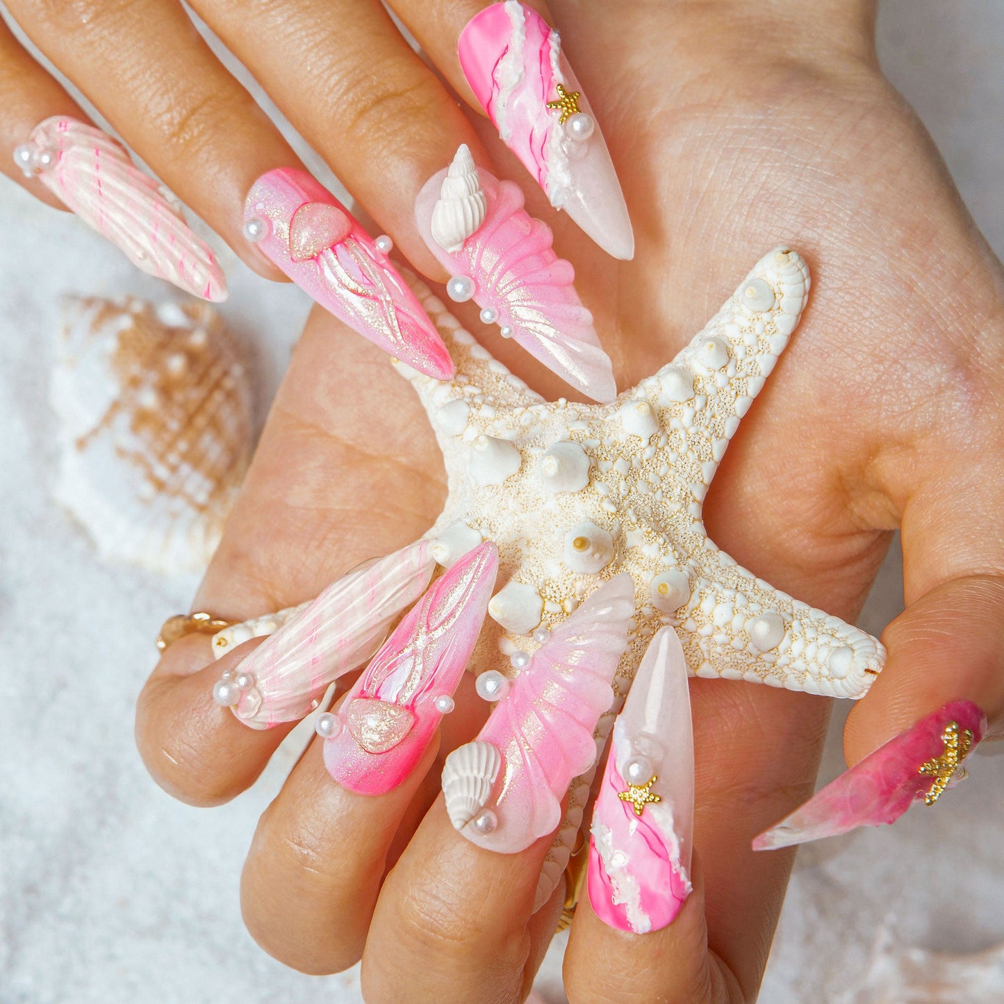 Seashell Siren Handmade Nails H550