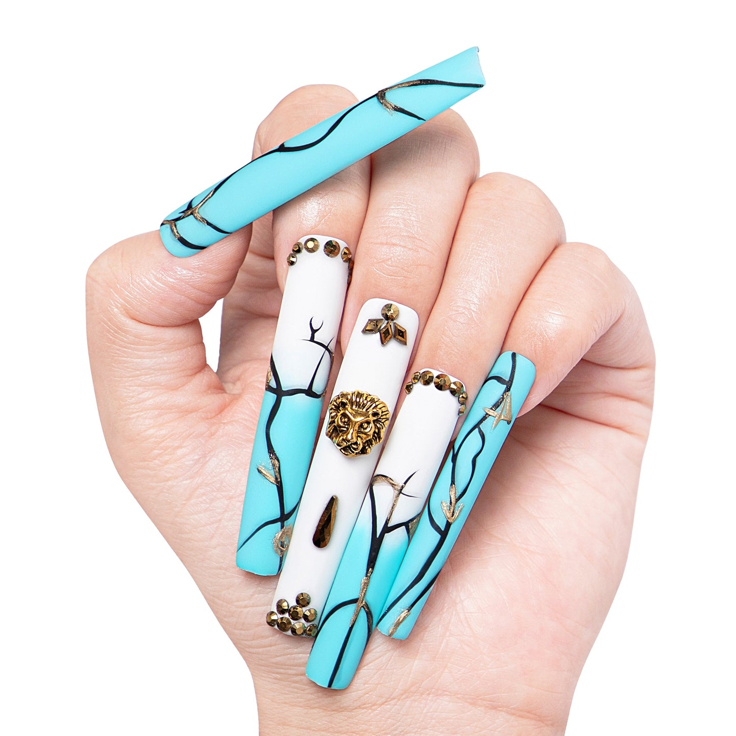 Azure Lion Handmade Nails H250