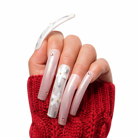 Flower in Snow Handmade Nails H284