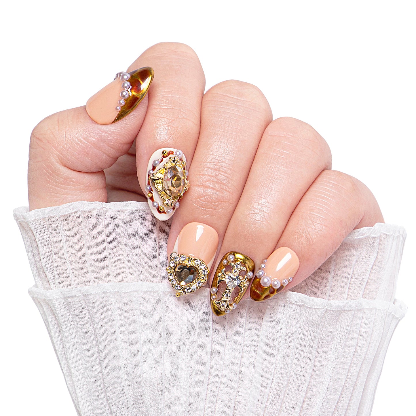 Regal Romance Handmade Nails H366