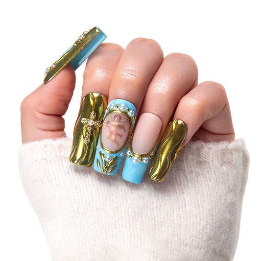 Angelic Embrace Handmade Nails H372