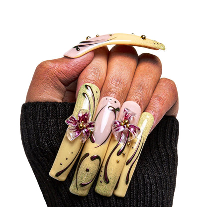 Vintage Bloom Handmade Nails H378