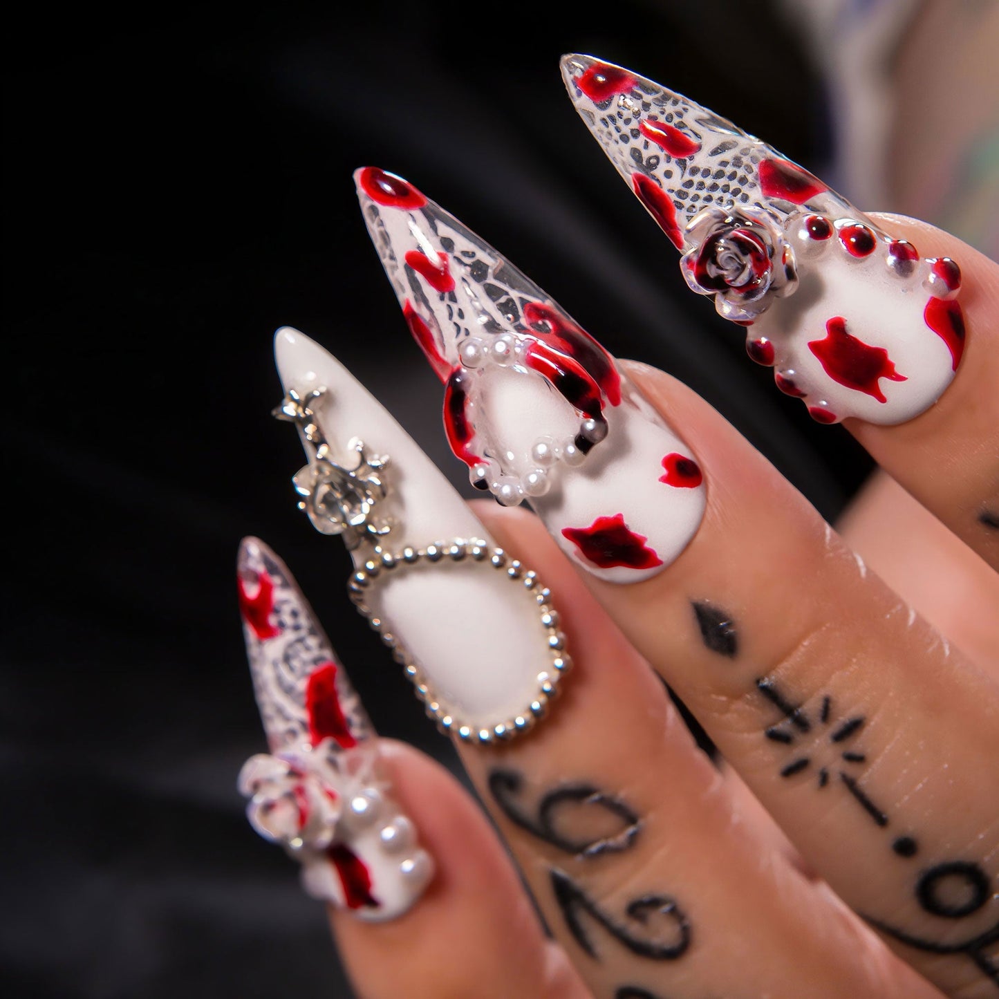 Velvet Blood Handmade Nails H398