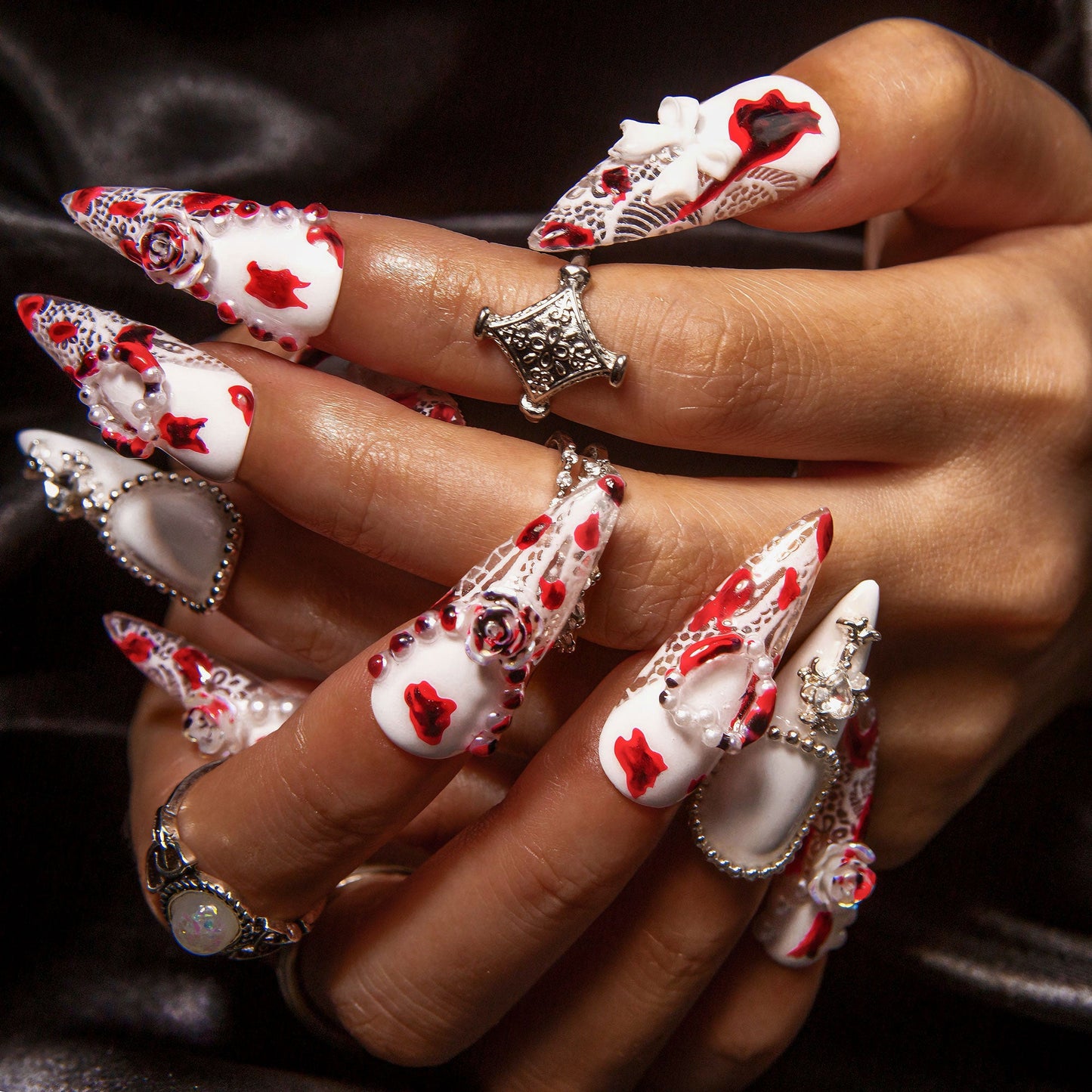 Velvet Blood Handmade Nails H398