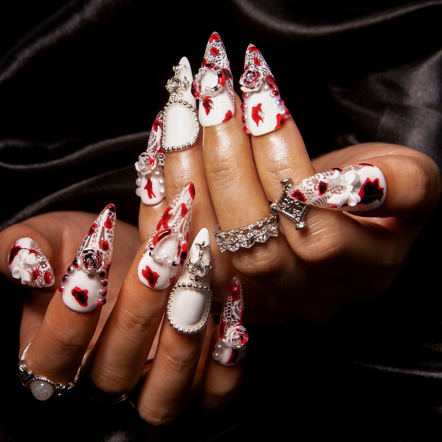 Velvet Blood Handmade Nails H398