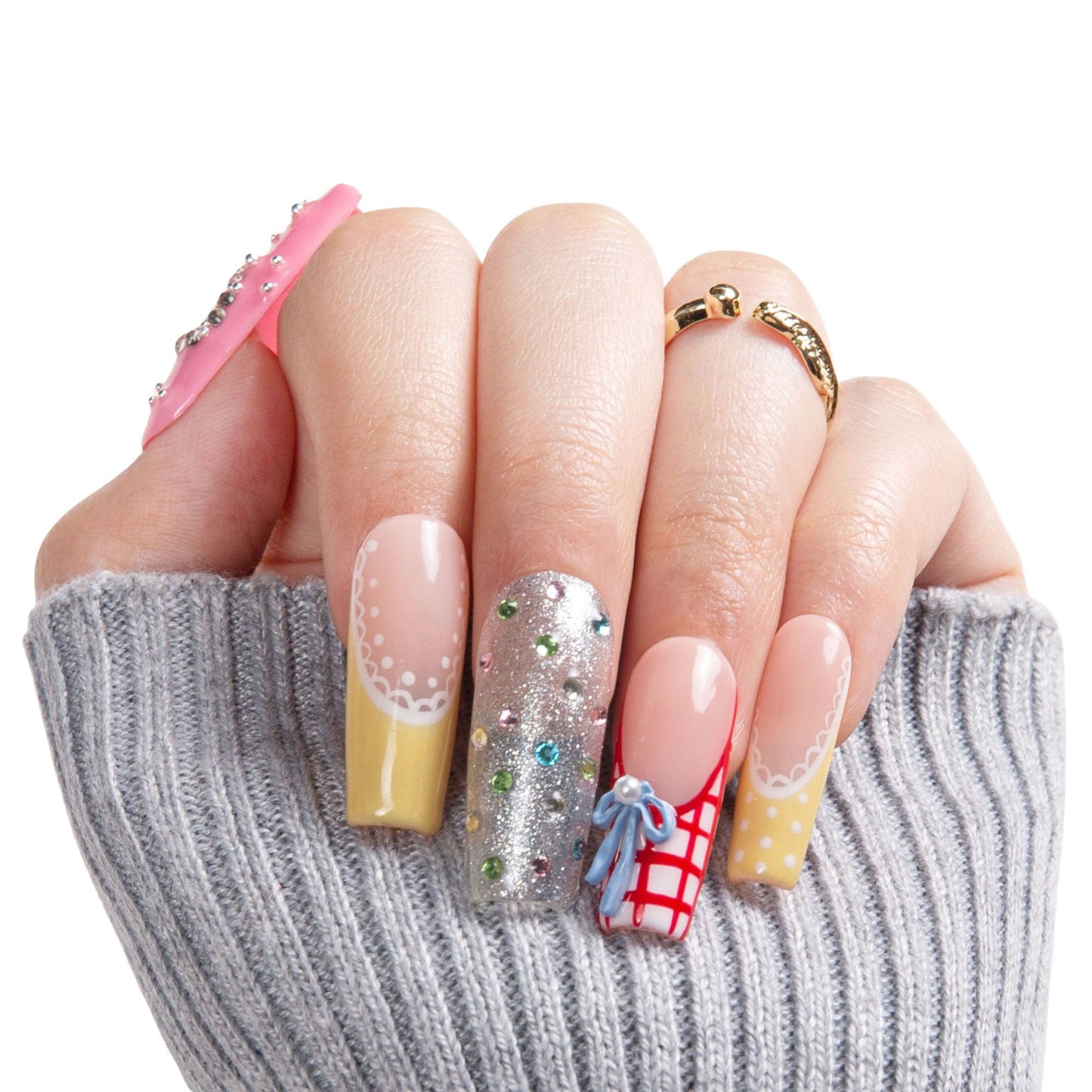 Taste Like Sabrina Handmade Nails H435