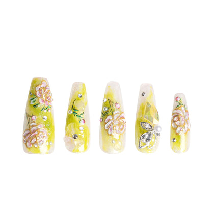 Seraphina’s Garden Handmade Nails H460