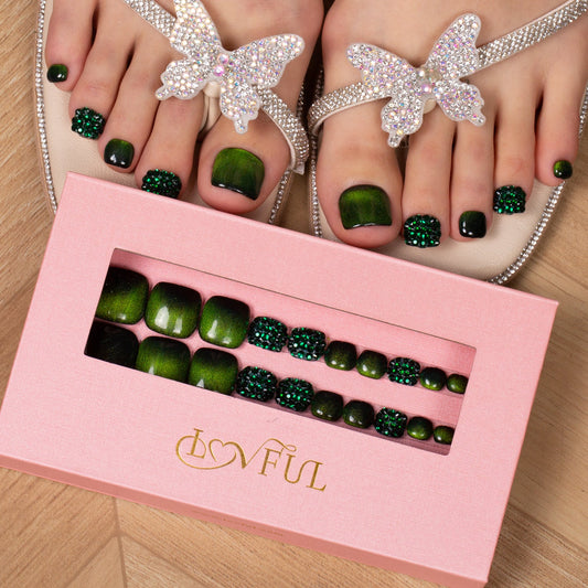 Classic Green Rhinestone T147 Toe Nails
