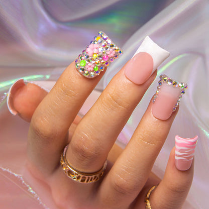 Kiss Me In Kawaii Handmade Nails H577