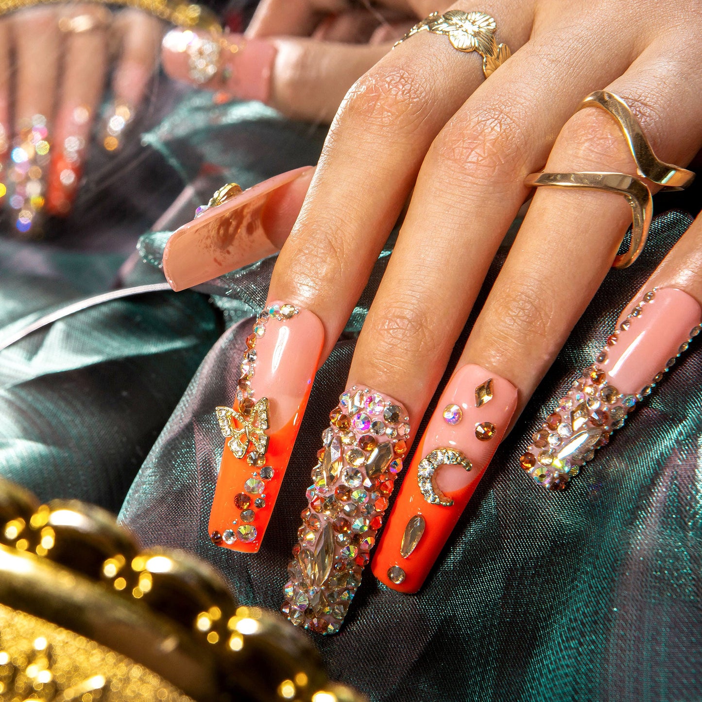 Neon Moon Cancer Handmade Nails H590