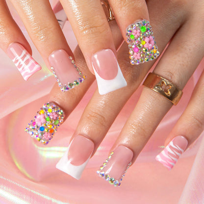 Kiss Me In Kawaii Handmade Nails H577