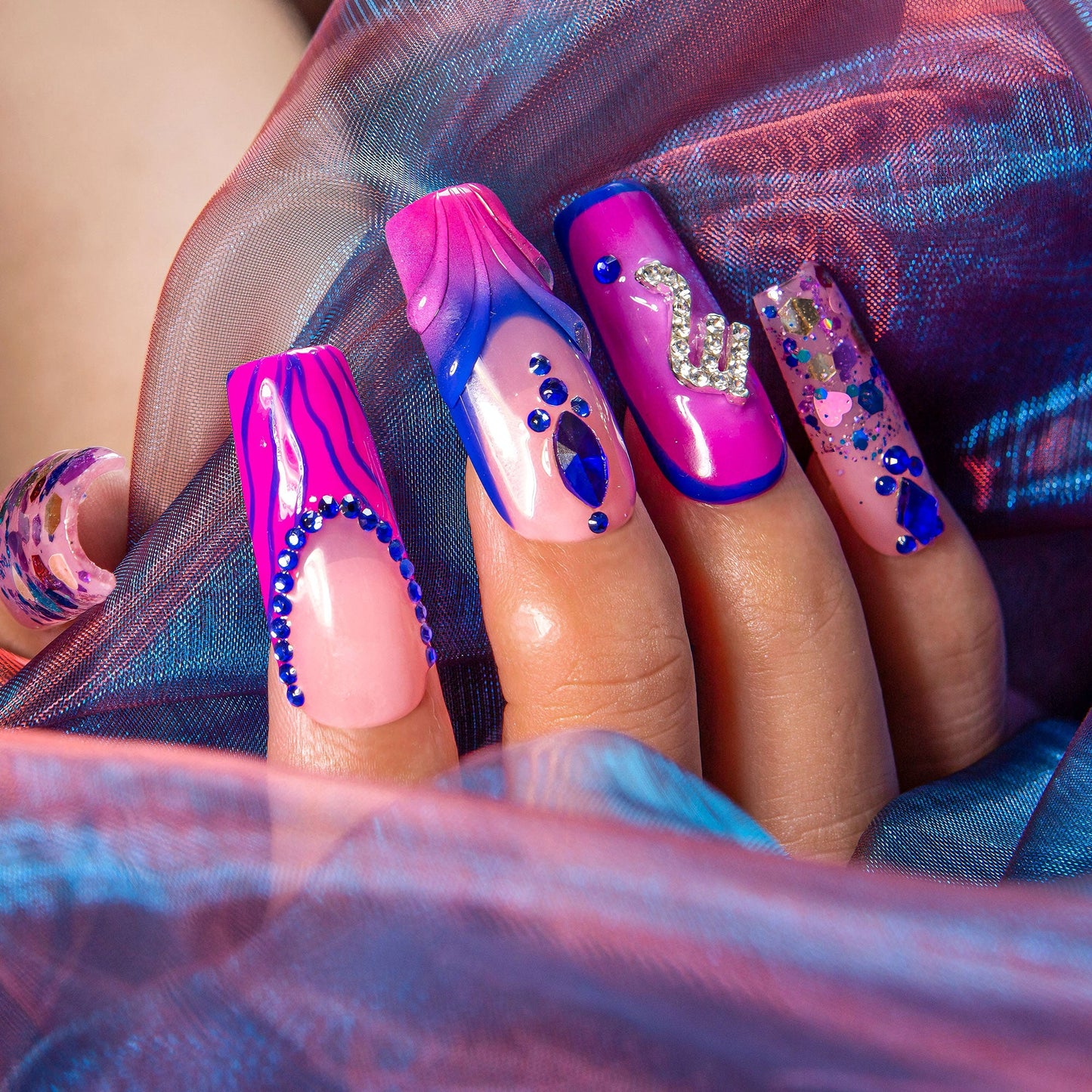 Scorpio Drama Club Handmade Nails H591