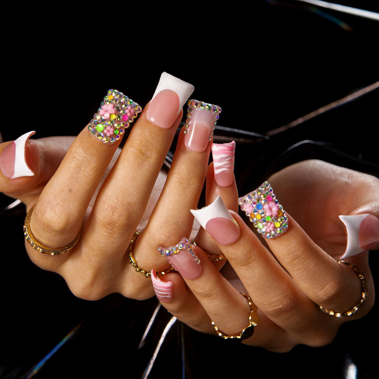 Kiss Me In Kawaii Handmade Nails H577