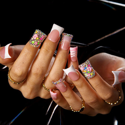 Kiss Me In Kawaii Handmade Nails H577