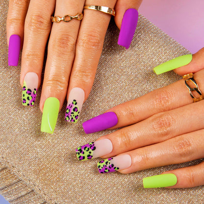 What a Girl Wants Handmade Nails H513