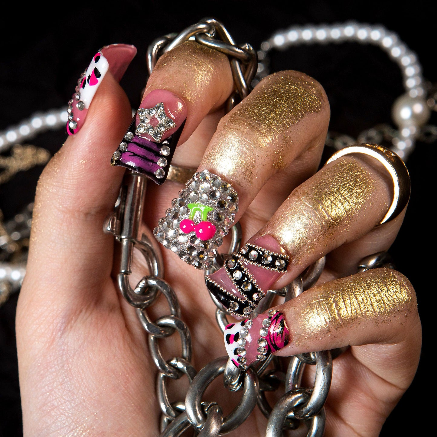 Text Me Never Handmade Nails H575